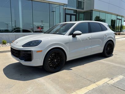 New 2025 Porsche Cayenne Turbo