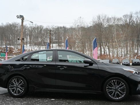 Used 2023 Kia Forte GT-Line w/ GT-Line Premium Package image 9