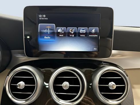 Used 2016 Mercedes-Benz GLC 300 4MATIC image 21