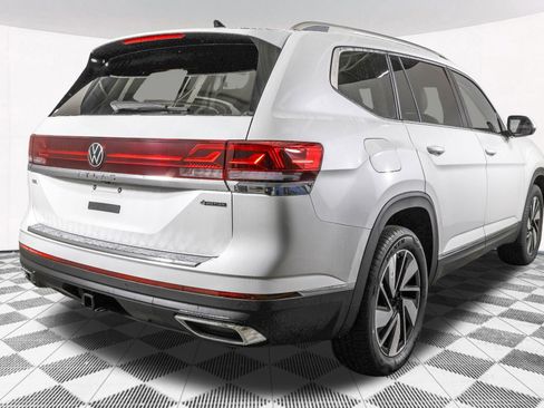 New 2026 Volkswagen Atlas SEL image 12