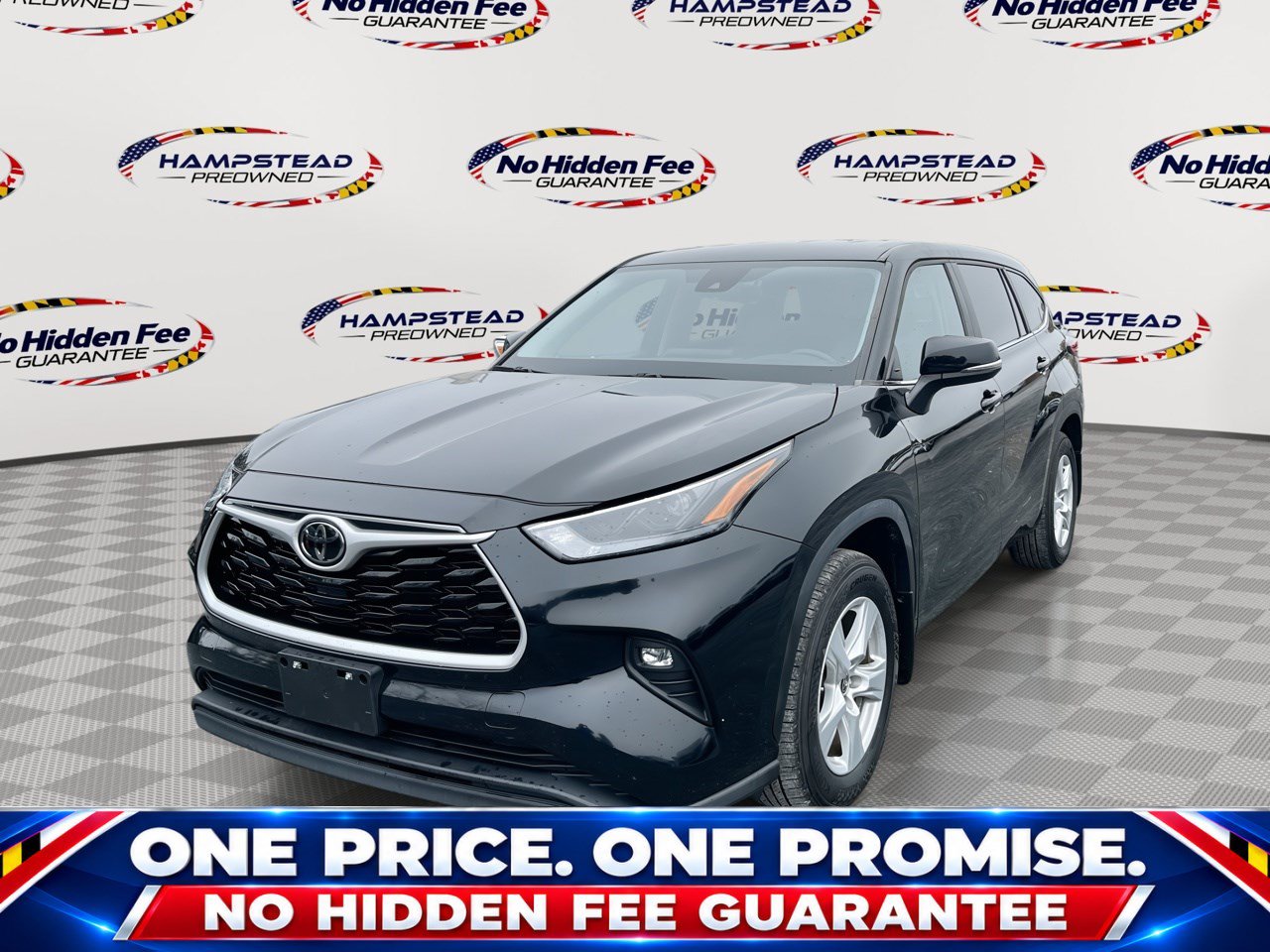 Used 2023 Toyota Highlander LE AWD/4WD image 1