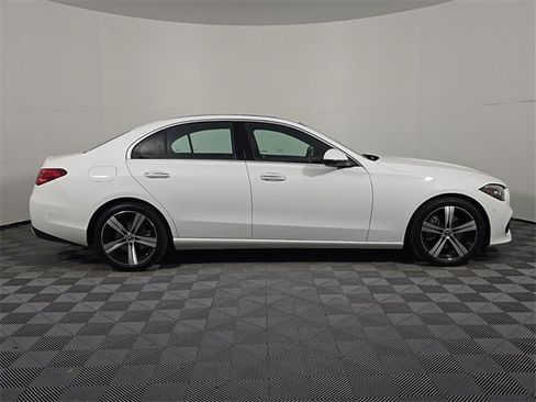 Used 2025 Mercedes-Benz C 300 4MATIC Sedan image 8