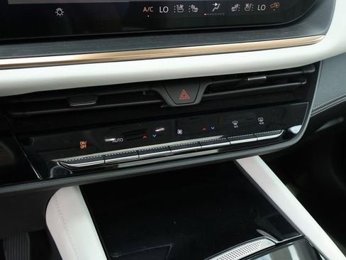 New 2026 Buick Envision Avenir AWD/4WD image 36