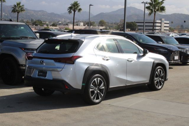 Certified 2025 Lexus UX 300h FWD image 19