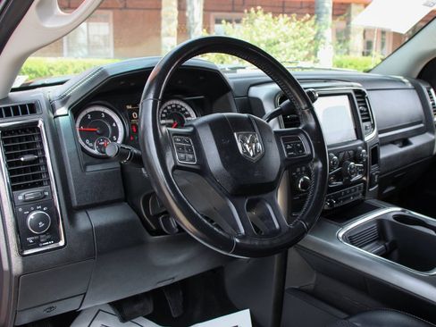 Used 2018 RAM 3500 Big Horn w/ Sport Appearance Group image 17