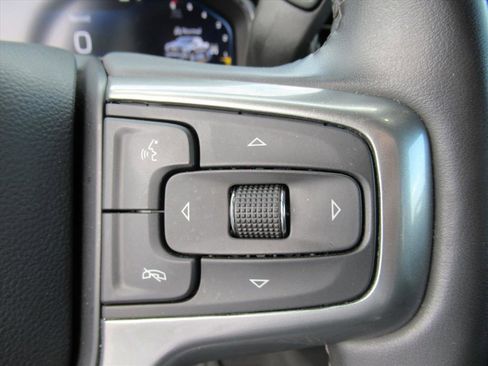 Used 2023 Chevrolet Silverado 1500 LT image 22