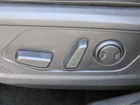 Certified 2024 Kia Sportage EX AWD/4WD image 17