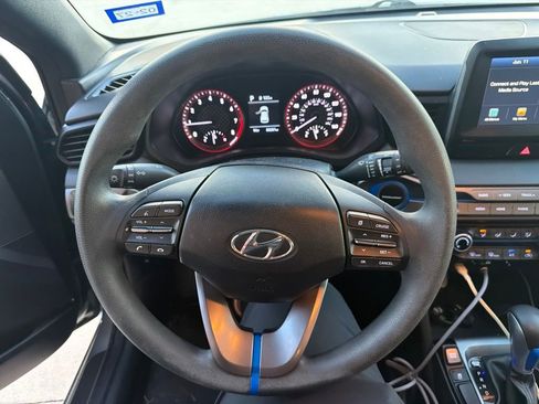 Used 2019 Hyundai Veloster 2.0 FWD image 4