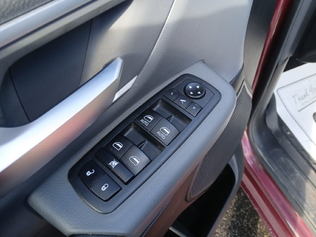 Used 2021 RAM 1500 Big Horn AWD/4WD image 14