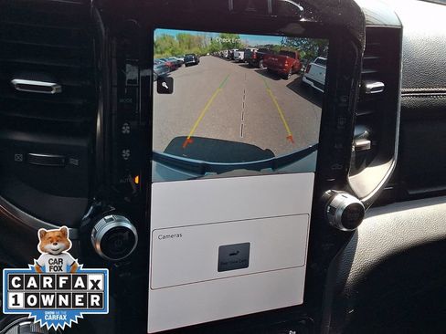 Used 2023 RAM 1500 Laramie AWD/4WD image 18