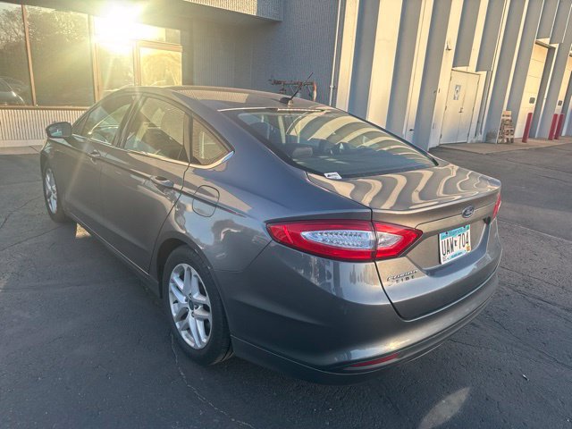 Used 2014 Ford Fusion SE FWD image 8