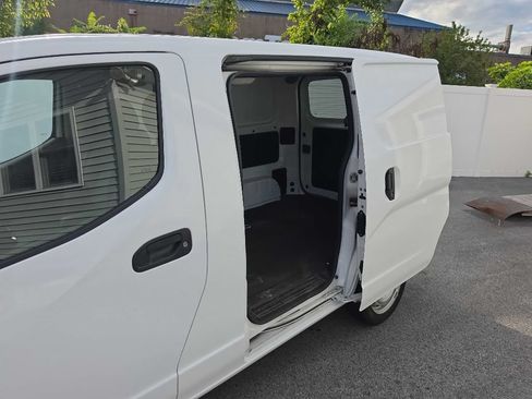 Used 2019 Nissan NV200 S w/ Cruise Control Package FWD image 12