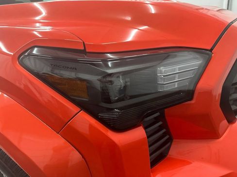 Used 2024 Toyota Tacoma TRD Sport RWD image 10