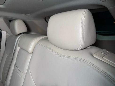 Used 2015 Cadillac SRX Luxury w/ Driver Awareness Package image 22