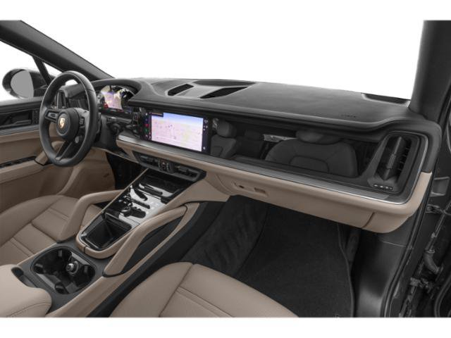 Certified 2026 Porsche Cayenne AWD/4WD image 17