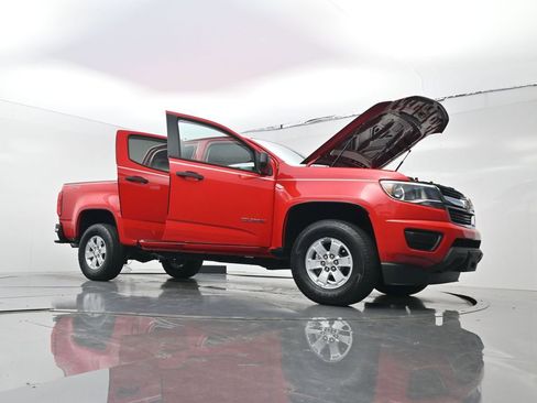 Used 2020 Chevrolet Colorado W/T w/ WT Convenience Package AWD/4WD image 30