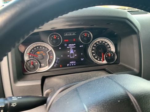 Used 2014 RAM 1500 Lone Star image 9