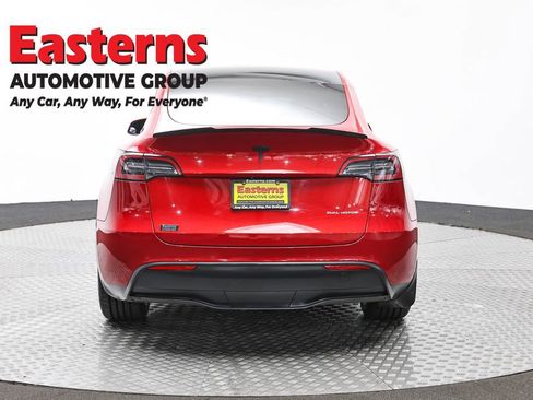 Used 2022 Tesla Model Y Long Range image 6