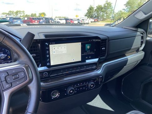 Used 2024 Chevrolet Silverado 1500 LT AWD/4WD image 23