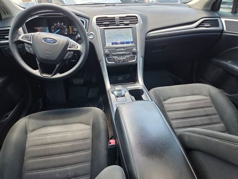 Used 2020 Ford Fusion SE FWD image 10