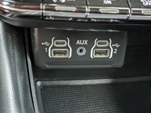 Used 2024 Dodge Durango GT AWD/4WD image 23