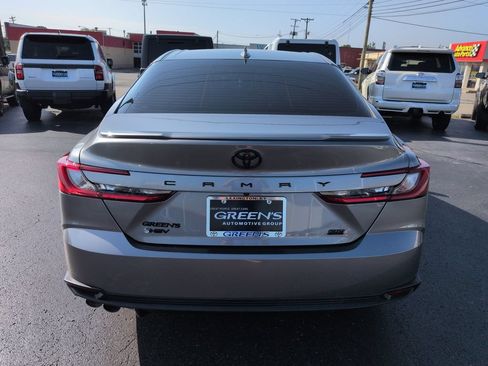 Certified 2025 Toyota Camry SE w/ Convenience Package FWD image 4