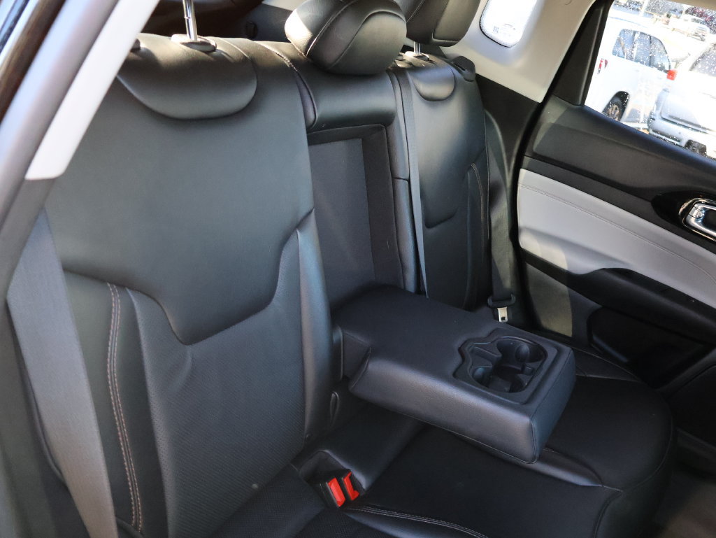 Used 2022 Jeep Compass Limited AWD/4WD image 12