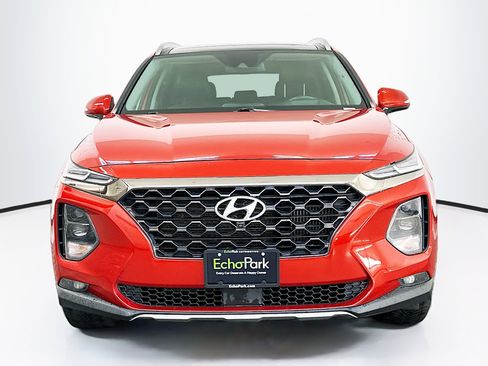 Used 2019 Hyundai Santa Fe AWD image 2