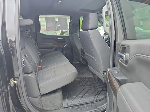 Used 2019 Chevrolet Silverado 1500 LT Trail Boss image 16