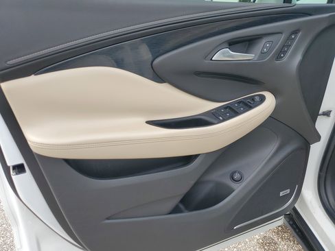 Used 2017 Buick Envision Premium w/ Driver Confidence Package image 23