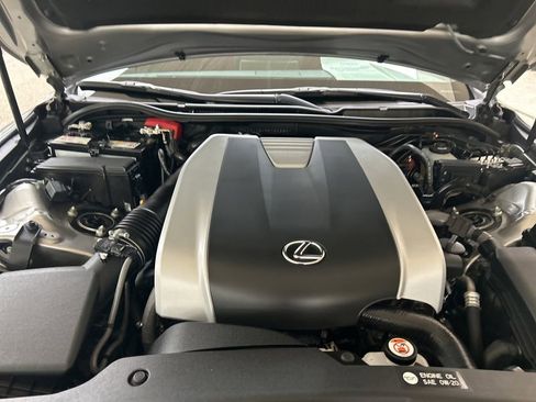 Used 2023 Lexus IS 350 F Sport RWD image 12