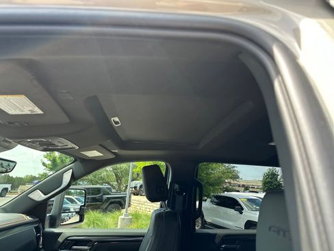 Used 2026 GMC Sierra 2500 AT4 w/ AT4 Premium Plus Package AWD/4WD image 28