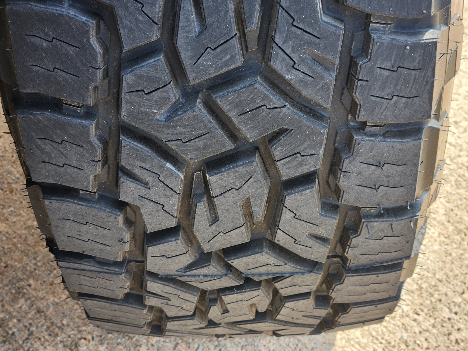 Used 2018 Ford F150 Raptor w/ Equipment Group 802A Luxury AWD/4WD image 15