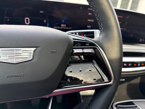 Used 2024 Cadillac Lyriq Luxury RWD image 18