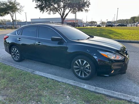 Used 2017 Nissan Altima 2.5 SV FWD image 8
