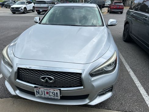 Used 2015 INFINITI Q50 Premium w/ Navigation Package AWD/4WD image 10