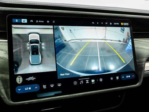 Used 2022 Rivian R1T Launch Edition image 25