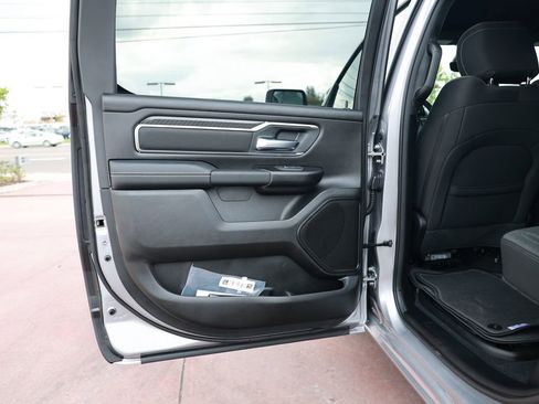 New 2026 RAM 1500 4x4 Crew Cab image 30