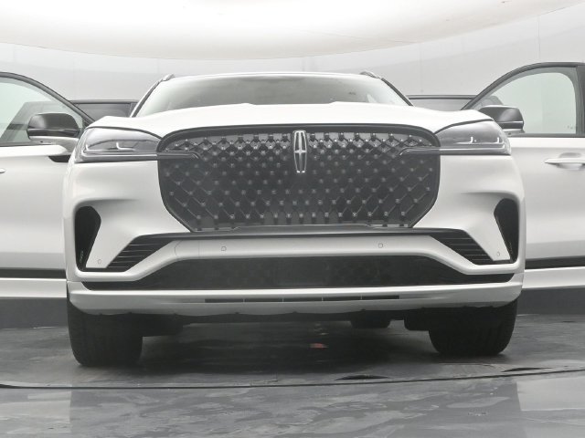 Used 2025 Lincoln Aviator Reserve w/ Equipment Group 201A AWD/4WD image 53
