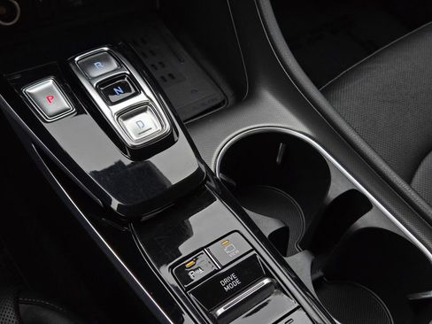 Used 2023 Hyundai Sonata Limited image 13