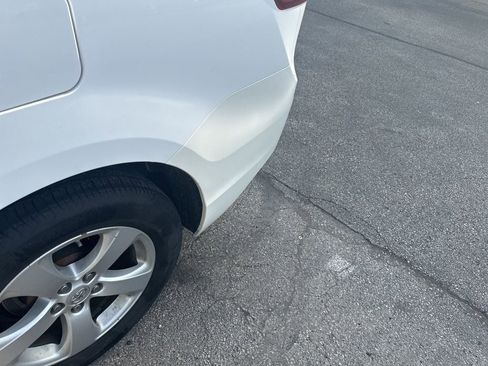 Used 2017 Toyota Sienna LE image 6