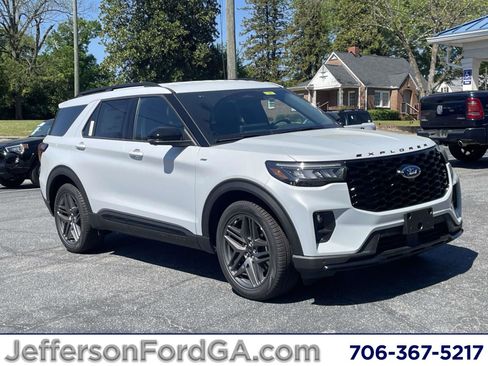 New 2026 Ford Explorer ST-Line w/ ST-Line Street Pack image 1