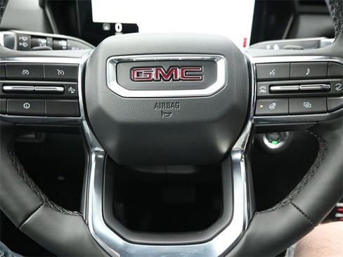 Used 2026 GMC Terrain Elevation w/ Elevation Premium Package image 11