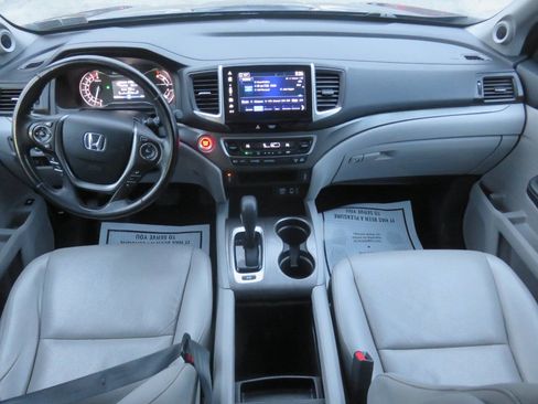 Used 2017 Honda Ridgeline RTL-T image 13