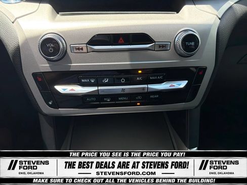 Used 2023 Ford Explorer XLT w/ Equipment Group 202A AWD/4WD image 28