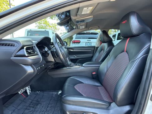 Used 2020 Toyota Camry TRD FWD image 11