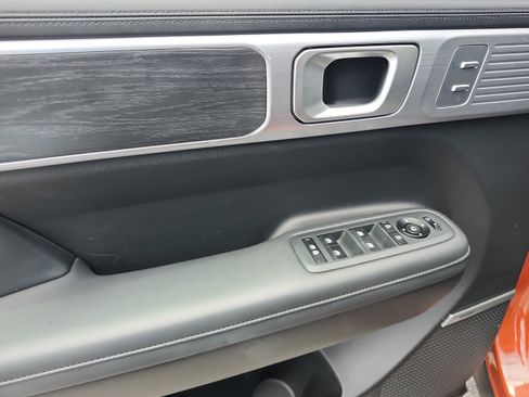 Used 2024 Hyundai Santa Fe Limited FWD image 16