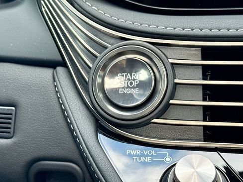 Used 2024 Lexus LS 500 AWD w/ Luxury Package image 20