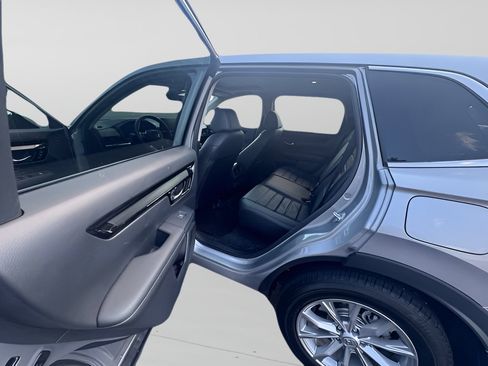 Used 2025 Honda CR-V EX-L image 16