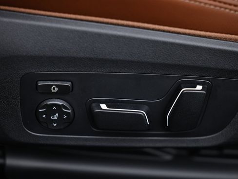 New 2026 BMW M4 xDrive Competition w/ Executive Package image 25